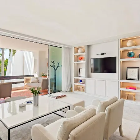 Cipres 2 Bedroom In Puente Apartment Marbella
