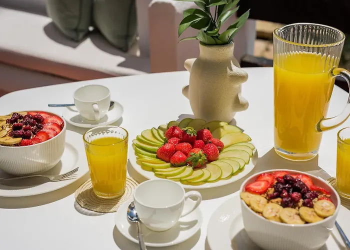 Prime Location, Priv Terrace, Steps From The Apartament *